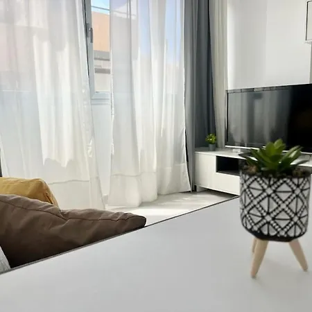 Graciano's Sea House Apartment